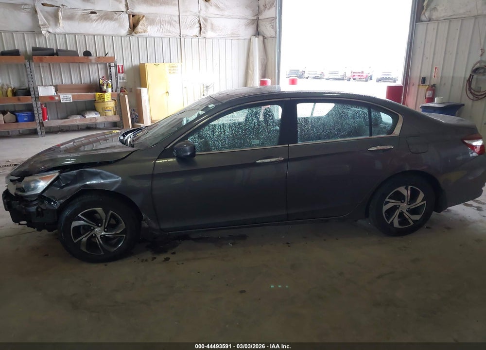 2017 HONDA ACCORD LX VIN: 1HGCR2F39HA020884