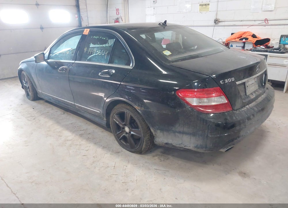 2011 MERCEDES-BENZ C 300 SPORT 4MATIC VIN: WDDGF8BB4BR146318
