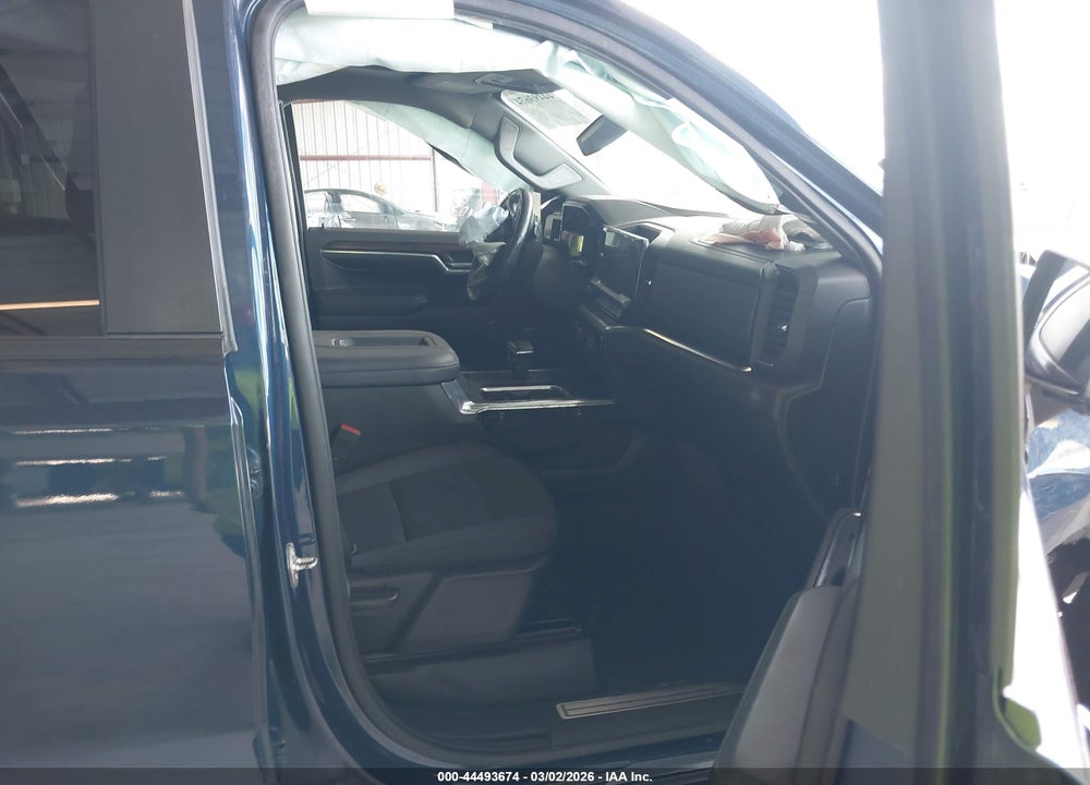 2022 CHEVROLET SILVERADO 1500 4WD  SHORT BED RST VIN: 2GCUDEEDXN1503075