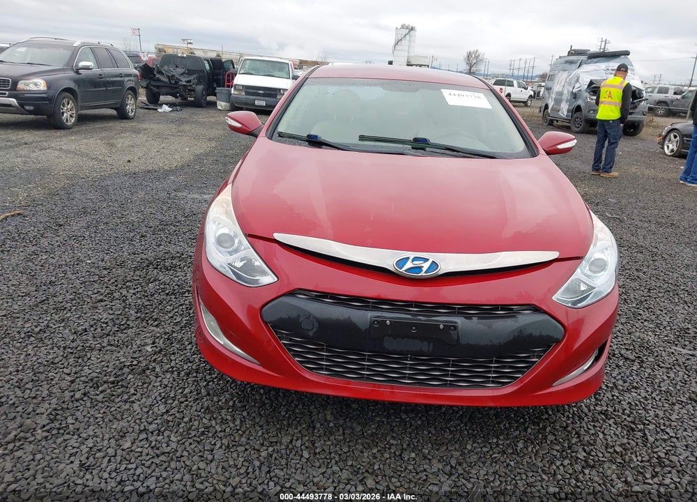 2015 HYUNDAI SONATA HYBRID VIN: KMHEC4A47FA121614