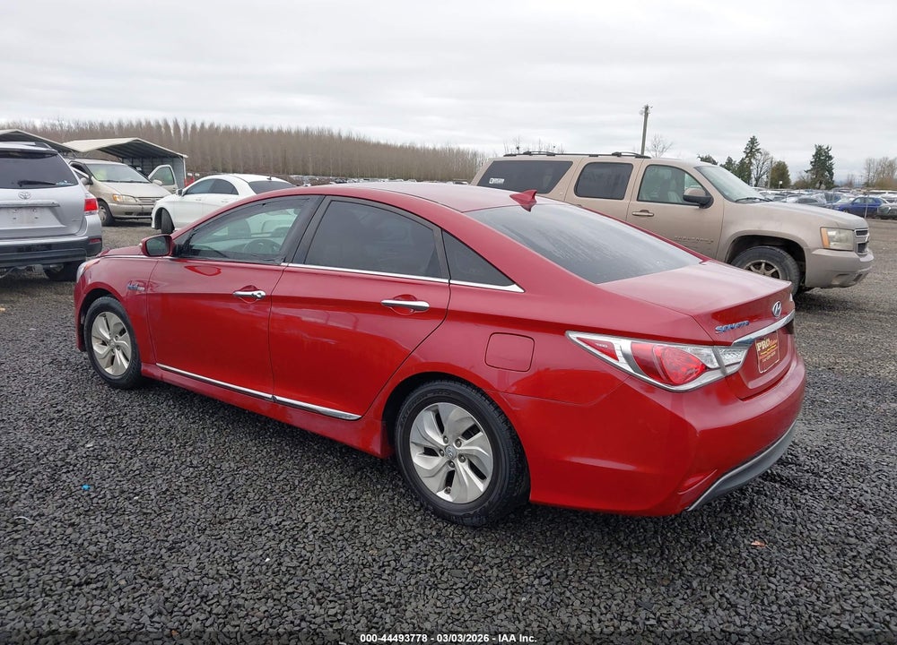 2015 HYUNDAI SONATA HYBRID VIN: KMHEC4A47FA121614