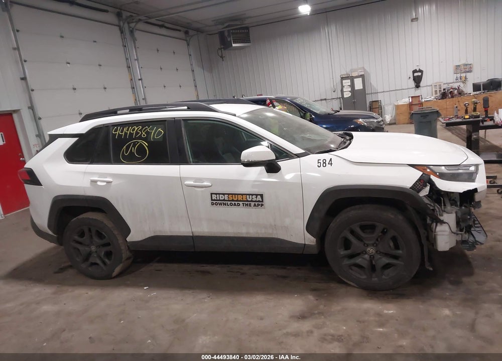 2022 TOYOTA RAV4 ADVENTURE VIN: 2T3J1RFV6NW257207