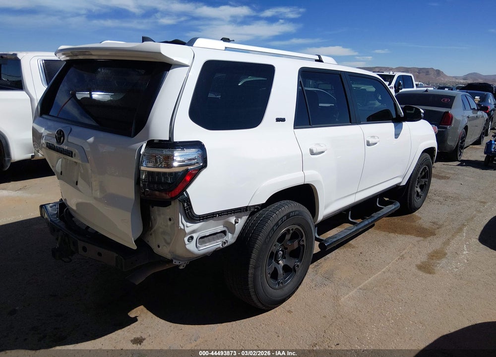 2016 TOYOTA 4RUNNER SR5 PREMIUM VIN: JTEZU5JR6G5139600