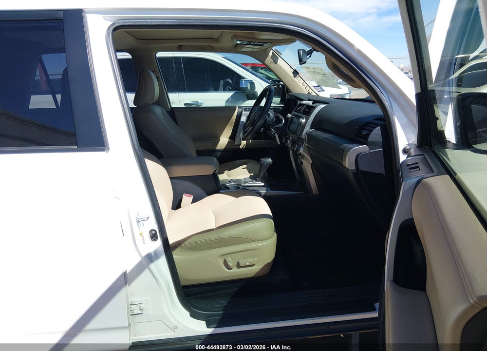 2016 TOYOTA 4RUNNER SR5 PREMIUM VIN: JTEZU5JR6G5139600