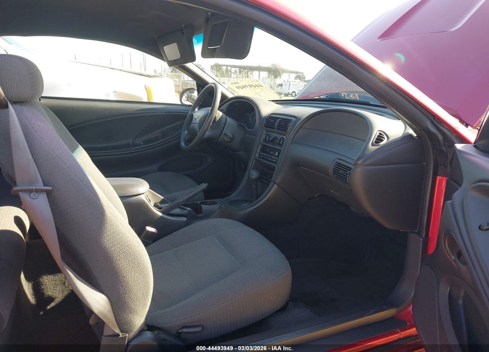 2000 FORD MUSTANG VIN: 1FAFP4049YF181842