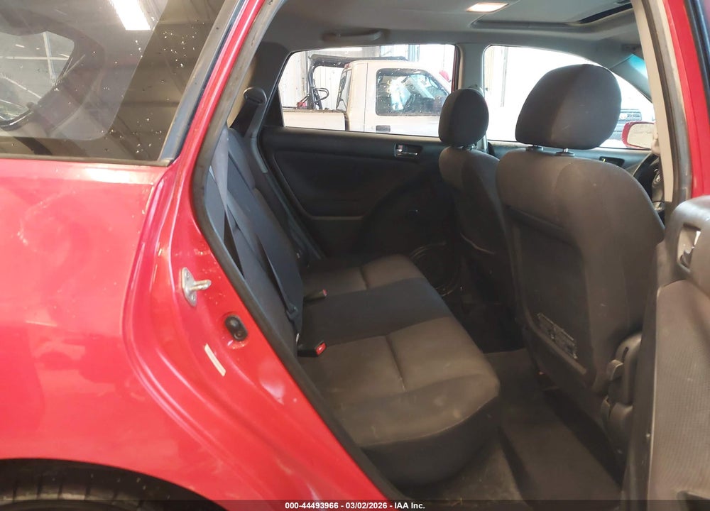 2003 TOYOTA MATRIX XR VIN: 2T1KR32EX3C092558