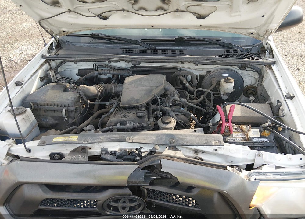 2015 TOYOTA TACOMA VIN: 5TFTX4CN2FX052155