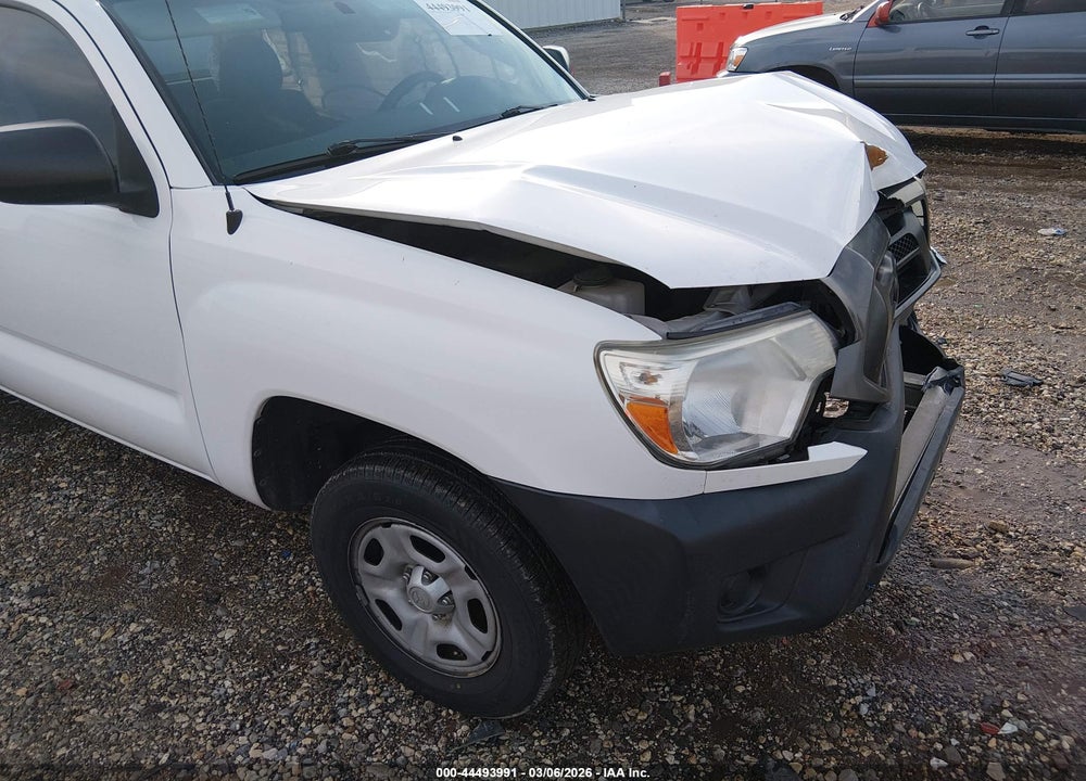2015 TOYOTA TACOMA VIN: 5TFTX4CN2FX052155