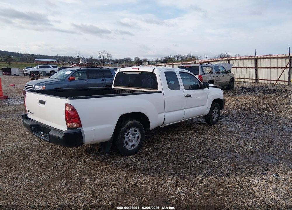 2015 TOYOTA TACOMA VIN: 5TFTX4CN2FX052155