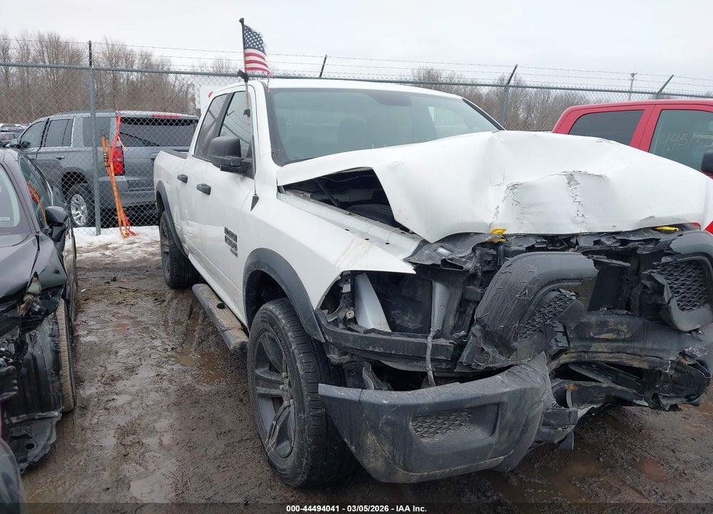 2022 RAM 1500 CLASSIC WARLOCK  4X4 6'4 BOX VIN: 1C6RR7GGXNS190739
