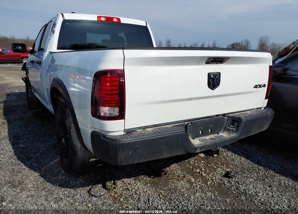 2022 RAM 1500 CLASSIC WARLOCK  4X4 6'4 BOX VIN: 1C6RR7GGXNS190739