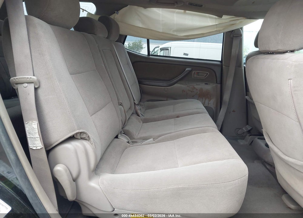 2005 TOYOTA SEQUOIA SR5 V8 VIN: 5TDZT34A35S245205