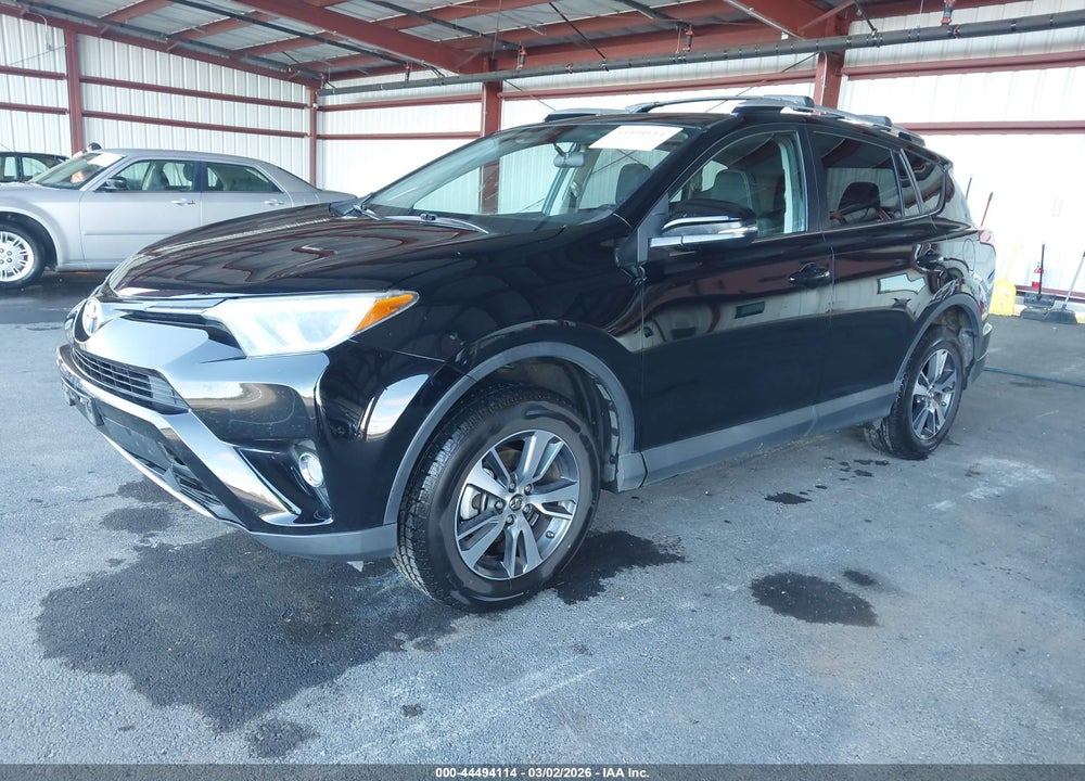 2016 TOYOTA RAV4 XLE VIN: 2T3RFREV2GW482068
