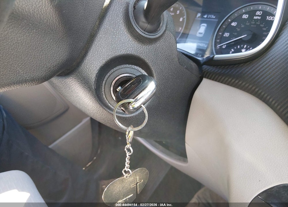 2019 HYUNDAI TUCSON SE VIN: KM8J23A44KU905771