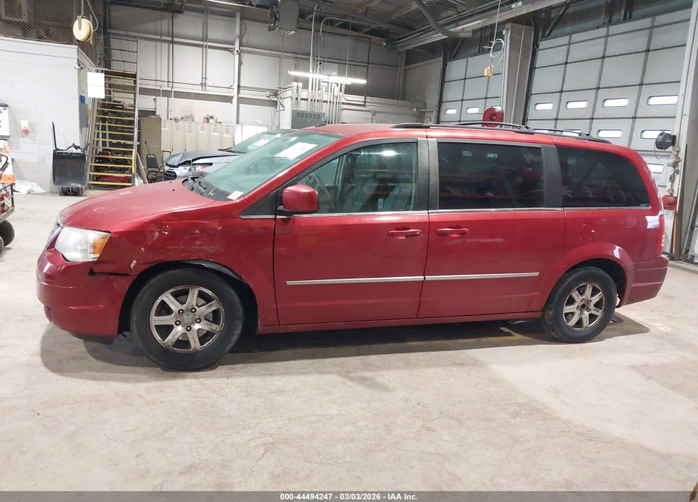 2010 CHRYSLER TOWN & COUNTRY TOURING VIN: 2A4RR5D11AR104365