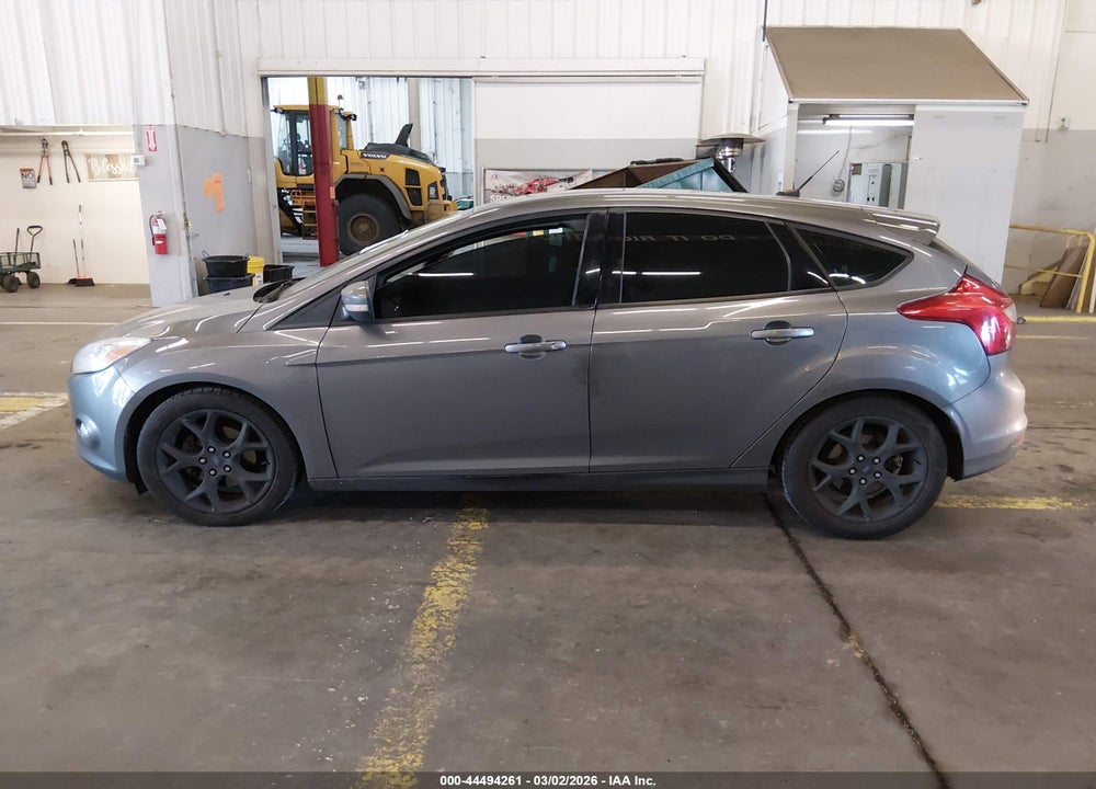 2014 FORD FOCUS SE VIN: 1FADP3K21EL184583