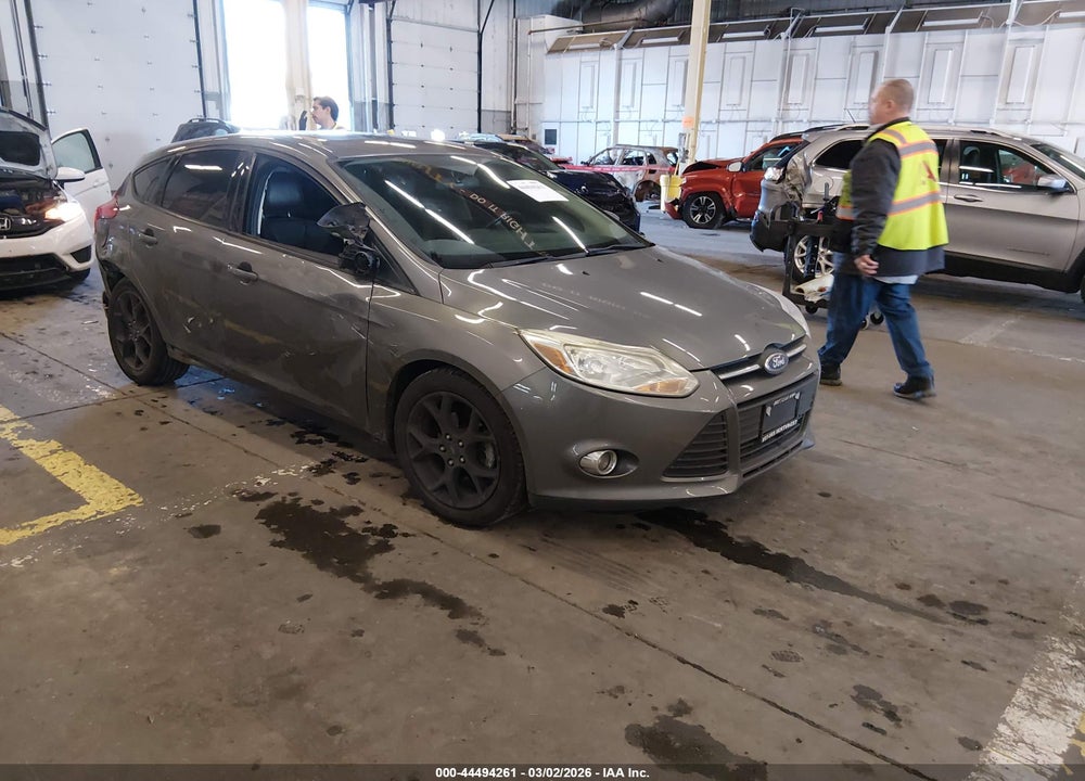 2014 FORD FOCUS SE VIN: 1FADP3K21EL184583