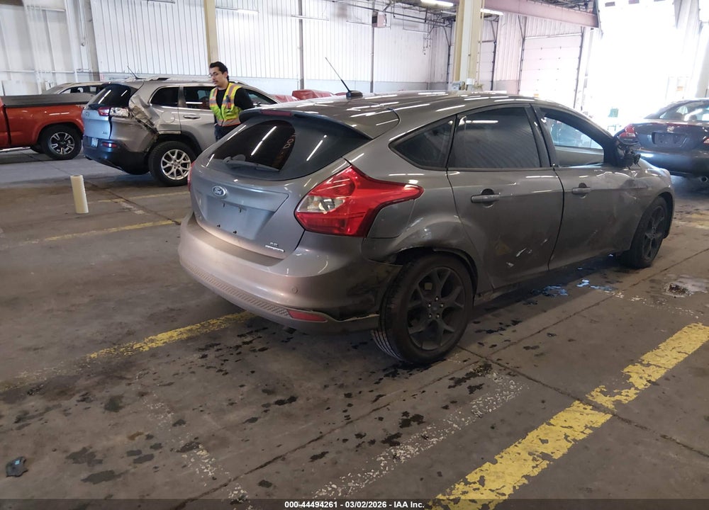 2014 FORD FOCUS SE VIN: 1FADP3K21EL184583