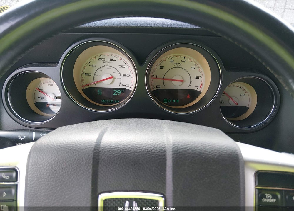 2011 DODGE CHALLENGER VIN: 2B3CJ4DG2BH534089