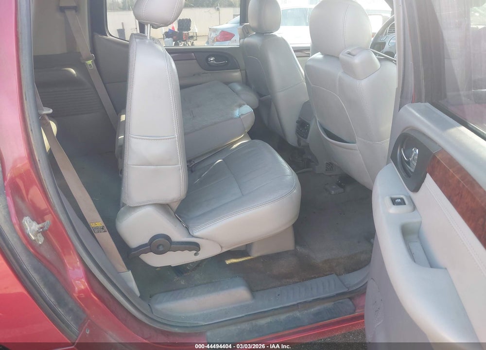 2005 GMC ENVOY XL SLT VIN: 1GKET16M656141659
