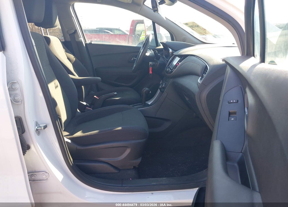 2017 CHEVROLET TRAX LS VIN: 3GNCJNSB3HL244964