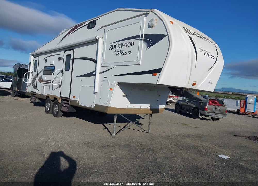 2011 FOREST RIVER RICKWOOD VIN: 4X4FRLD2XB1838346