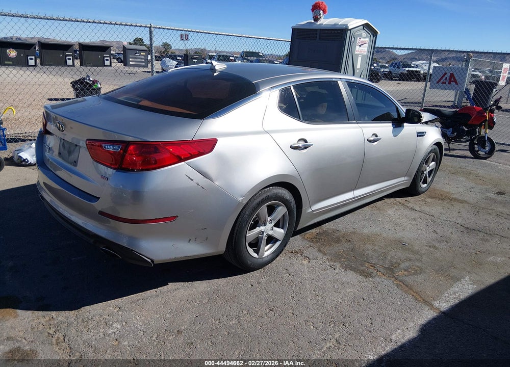 2015 KIA OPTIMA LX VIN: KNAGM4A74F5585583