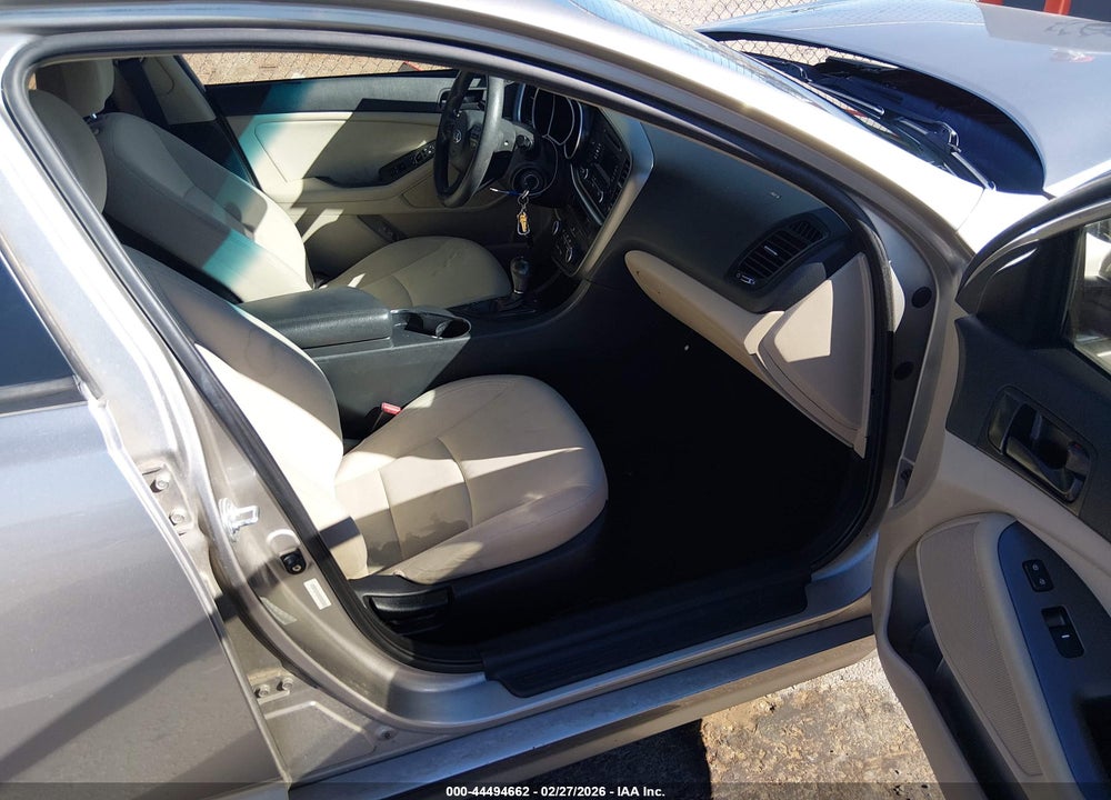 2015 KIA OPTIMA LX VIN: KNAGM4A74F5585583