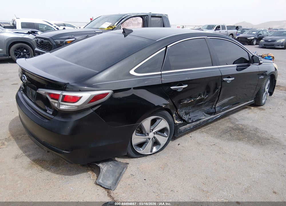2016 HYUNDAI SONATA HYBRID LIMITED VIN: KMHE34L19GA017629