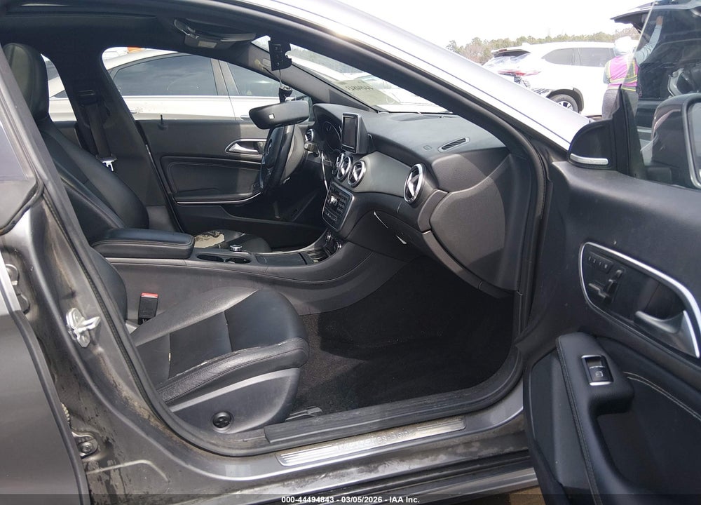 2014 MERCEDES-BENZ CLA 250 VIN: WDDSJ4EB9EN031013