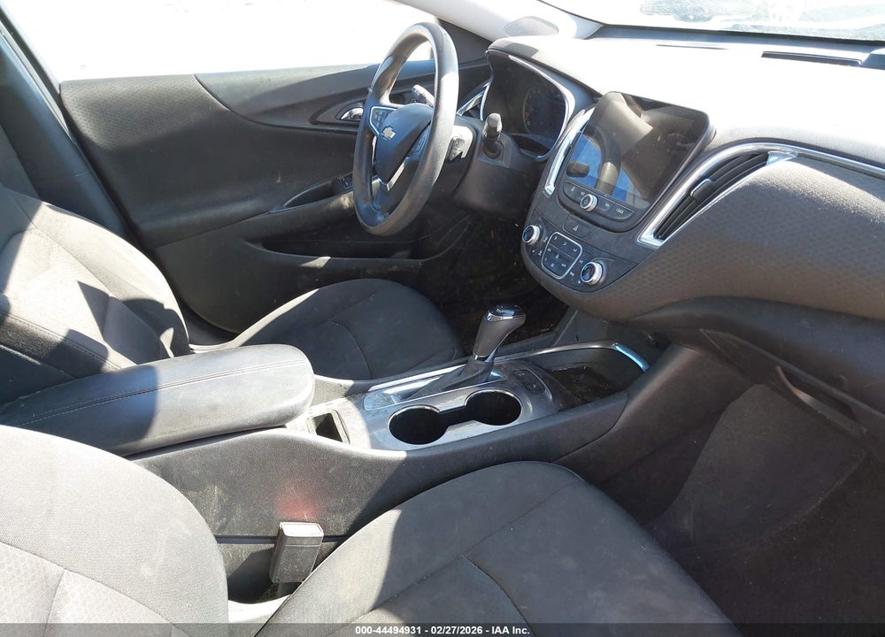 2019 CHEVROLET MALIBU LT VIN: 1G1ZD5ST5KF208707