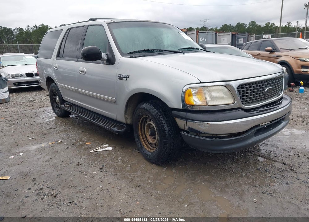 2000 FORD EXPEDITION XLT VIN: 1FMRU1565YLB91774