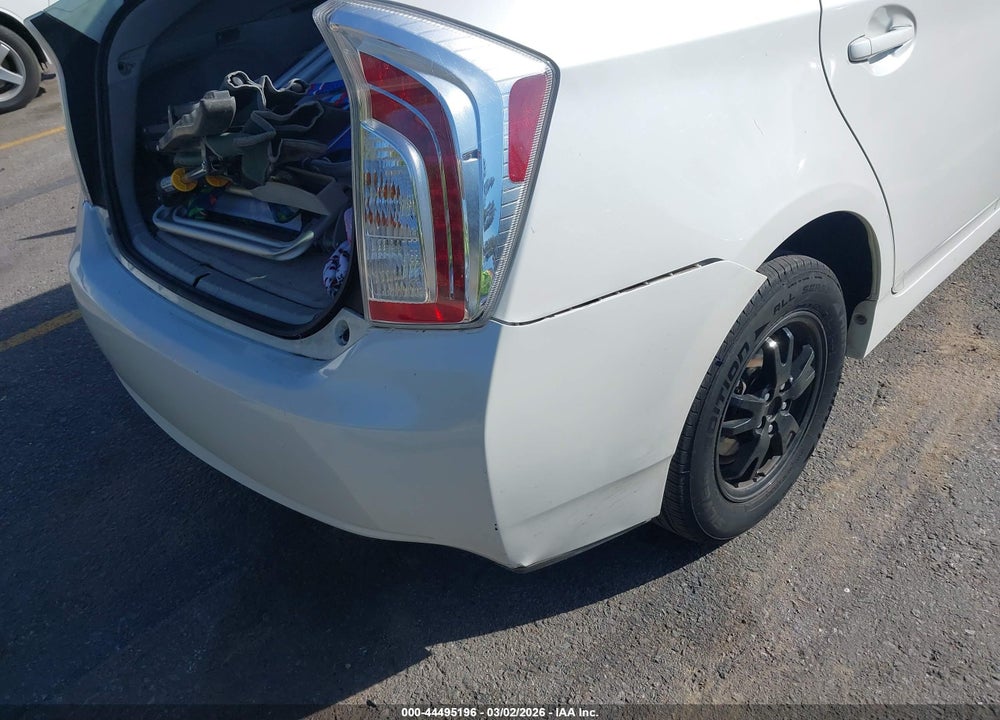 2015 TOYOTA PRIUS TWO VIN: JTDKN3DU4F0398606