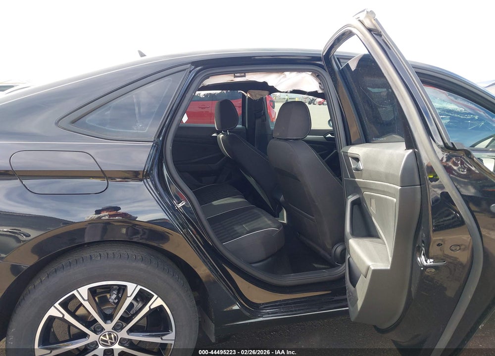 2024 VOLKSWAGEN JETTA 1.5T SPORT VIN: 3VWBM7BU2RM070046