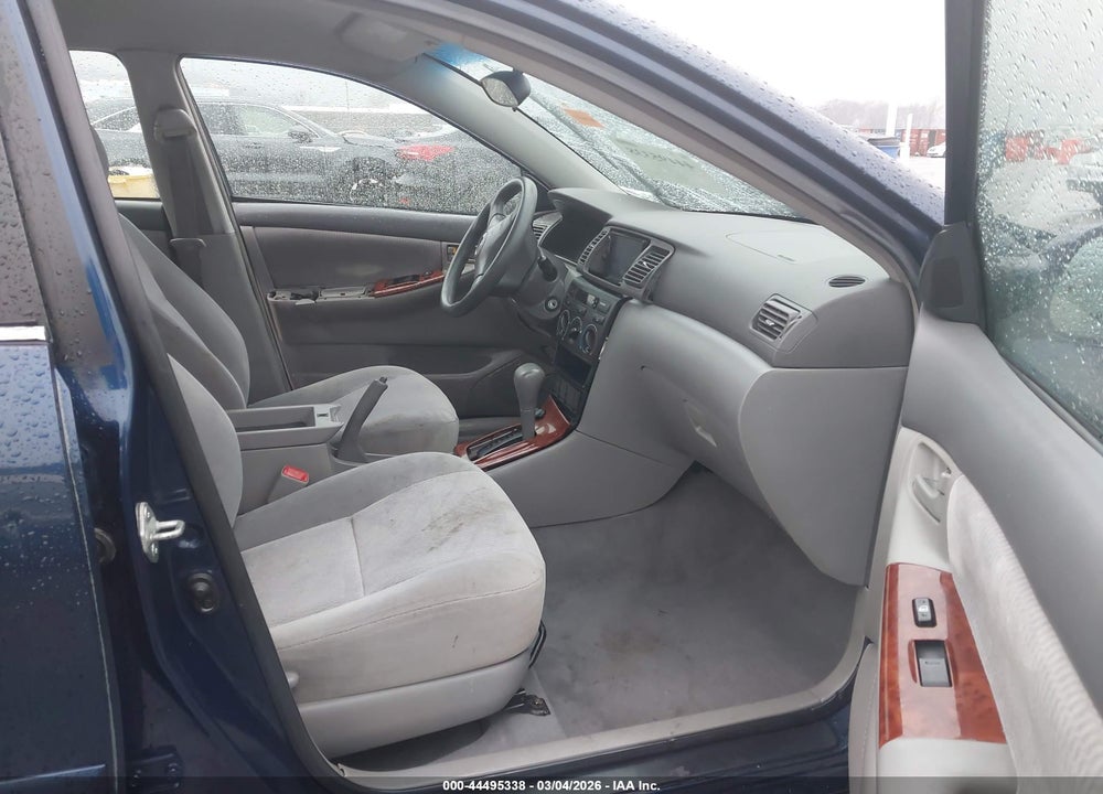 2005 TOYOTA COROLLA LE VIN: 2T1BR32E35C373006