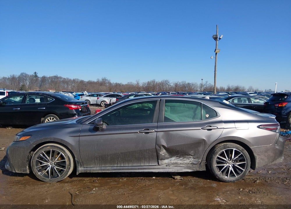 2024 TOYOTA CAMRY SE VIN: 4T1G11BKXRU114315