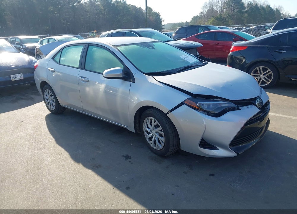 2018 TOYOTA COROLLA LE VIN: 5YFBURHE1JP776243