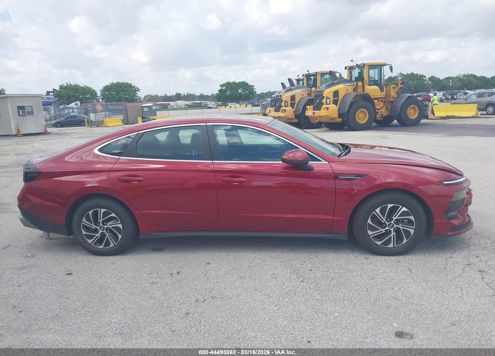 2026 HYUNDAI SONATA HYBRID BLUE VIN: KMHL24JJ4TA146269