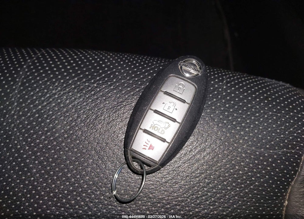 2015 NISSAN ROGUE SL VIN: 5N1AT2MV2FC773570