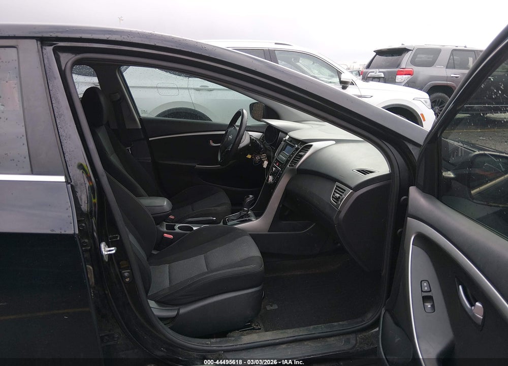 2014 HYUNDAI ELANTRA GT VIN: KMHD35LH0EU230544