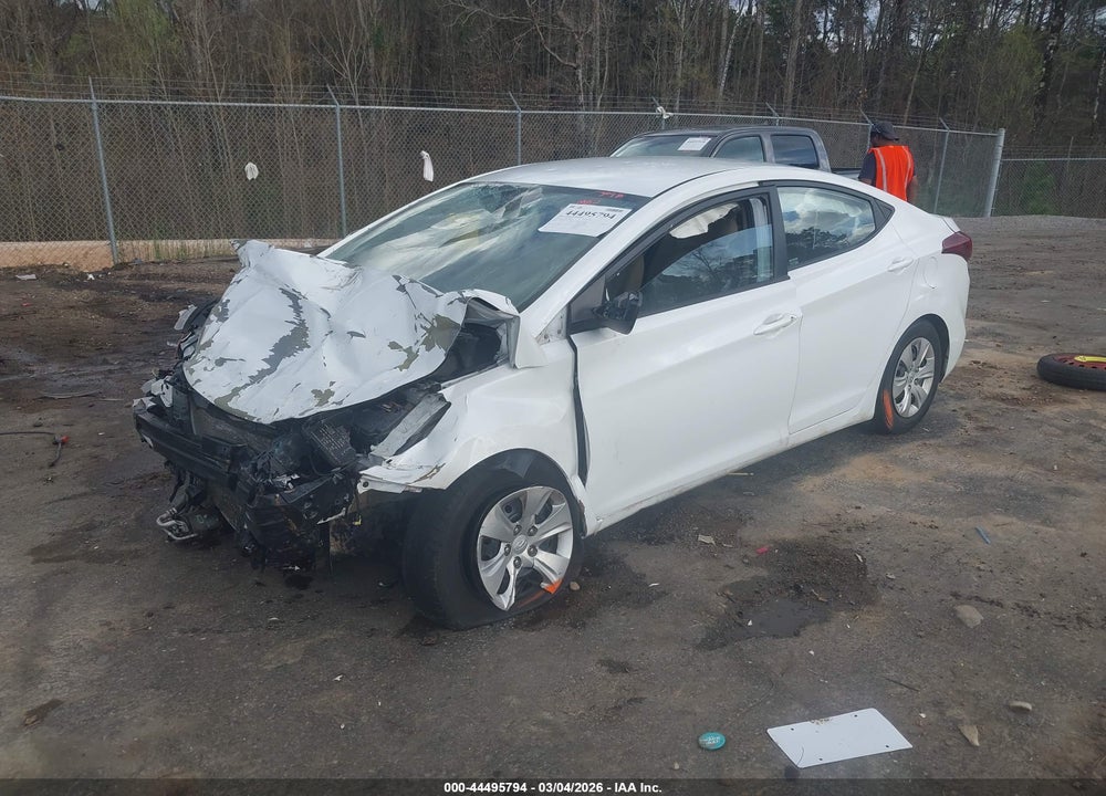 2016 HYUNDAI ELANTRA SE VIN: 5NPDH4AE9GH771386