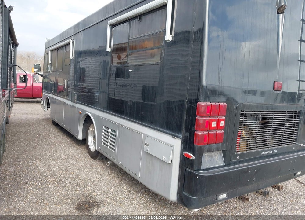 1992 GILLIG INCOMPLETE MOTORHOME CHSS VIN: 46GED151XN1051938