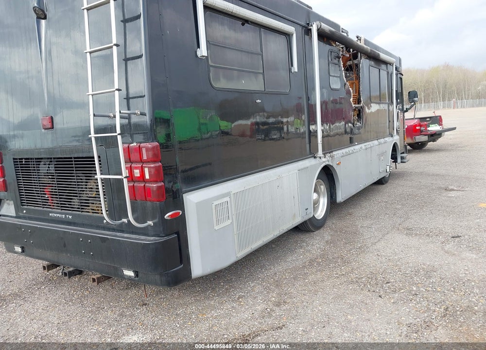 1992 GILLIG INCOMPLETE MOTORHOME CHSS VIN: 46GED151XN1051938