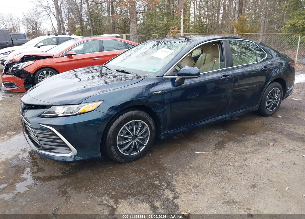 2021 TOYOTA CAMRY LE HYBRID VIN: 4T1C31AK8MU548428