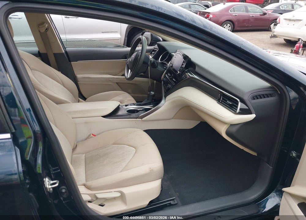 2021 TOYOTA CAMRY LE HYBRID VIN: 4T1C31AK8MU548428