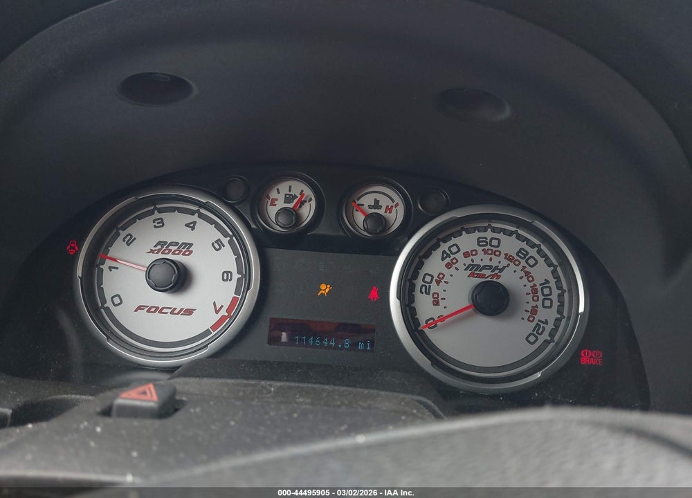 2011 FORD FOCUS SE VIN: 1FAHP3FN2BW117555