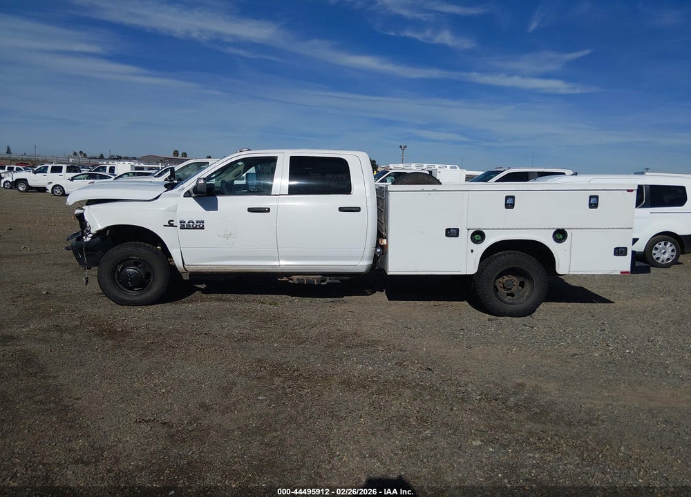 2018 RAM 3500 CHASSIS TRADESMAN/SLT/LAIE VIN: 3C7WRTCL8JG147349