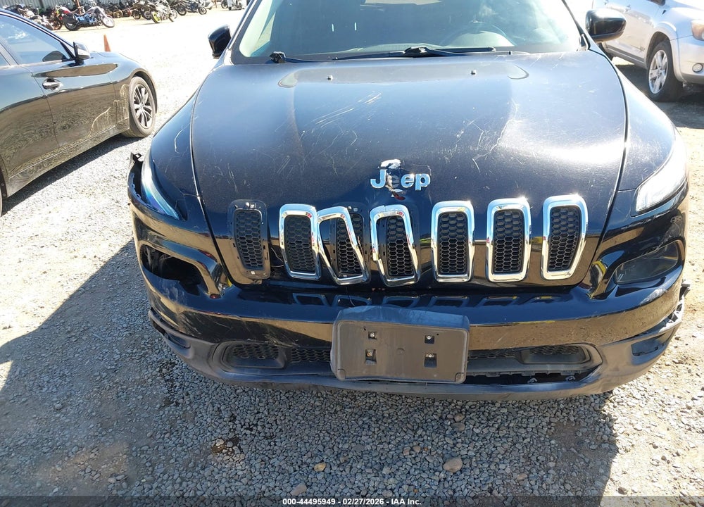 2017 JEEP CHEROKEE LATITUDE FWD VIN: 1C4PJLCBXHW517521