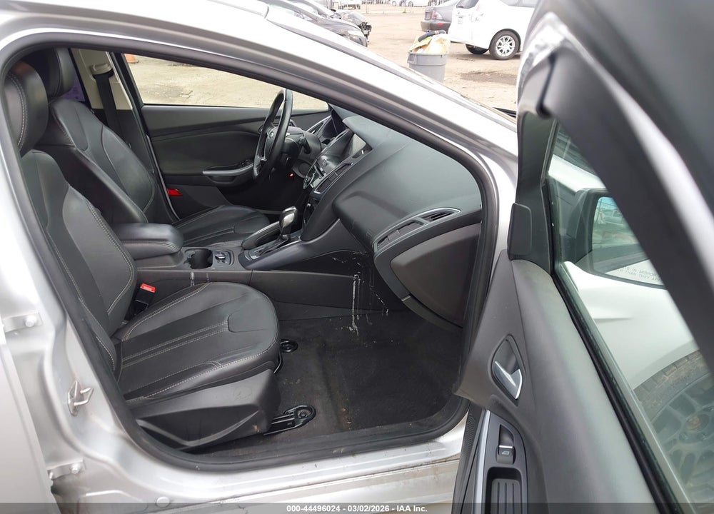 2013 FORD FOCUS TITANIUM VIN: 1FADP3N2XDL363411