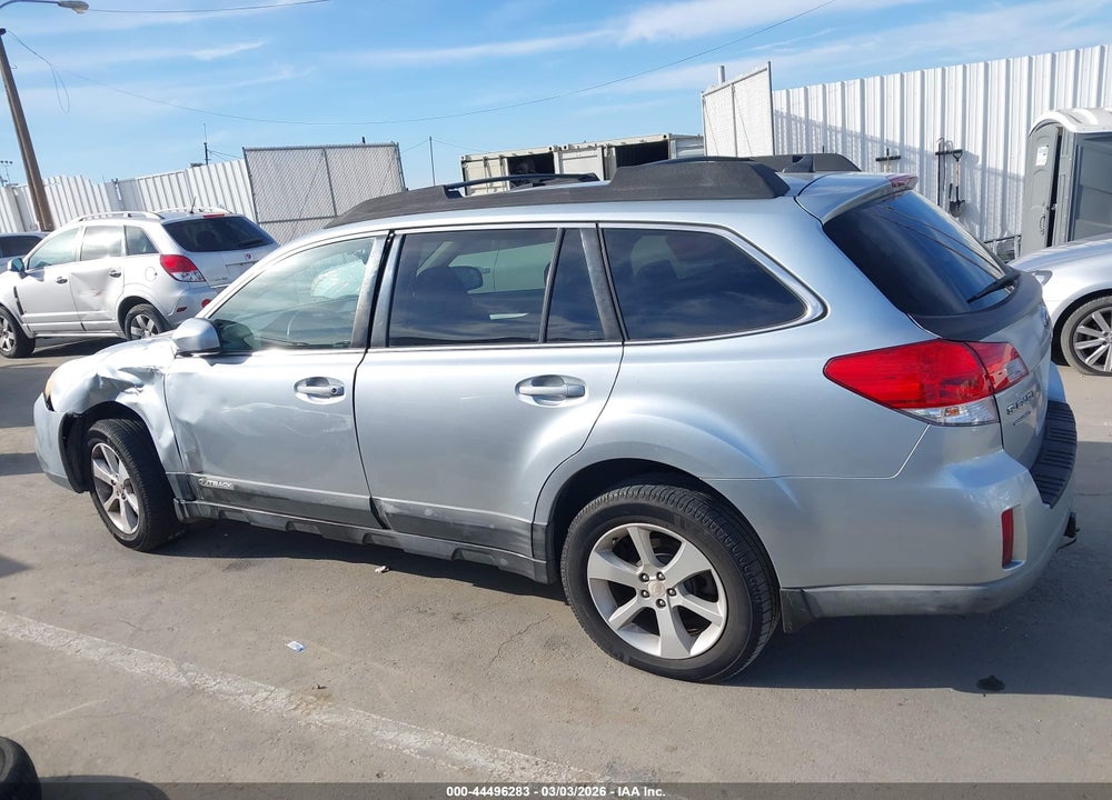2014 SUBARU OUTBACK 2.5I PREMIUM VIN: 4S4BRBCC5E3204701